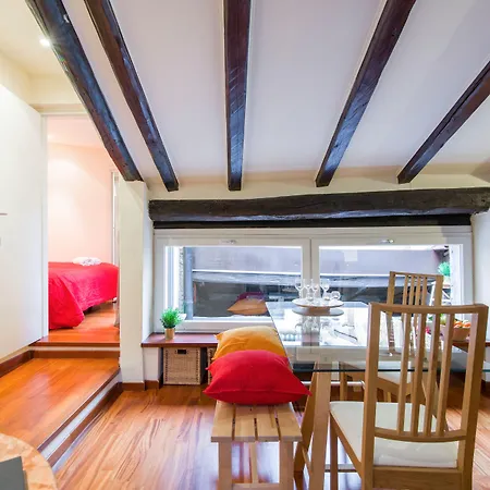 Rainbow Apartament *