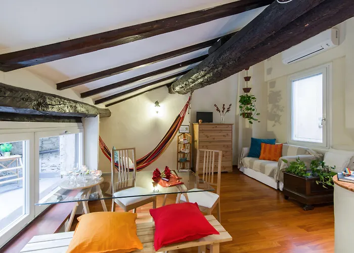 Guesthost - Rainbow 볼로냐