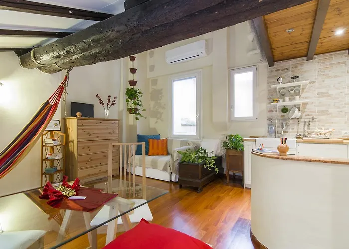 Guesthost - Rainbow * 볼로냐