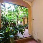 Guesthost - Rainbow Appartement