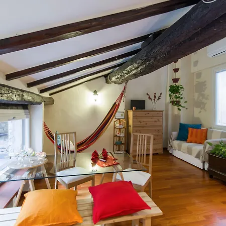 Guesthost - Rainbow Bologna