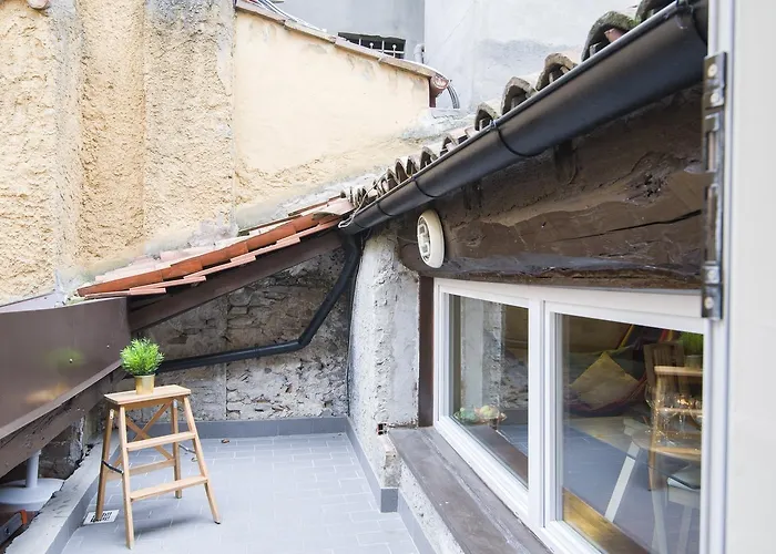 Guesthost - Rainbow Bologna